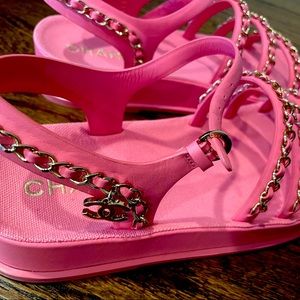 Chanel gladiator dad sandals pink sz 39 never worn! 100% authentic
